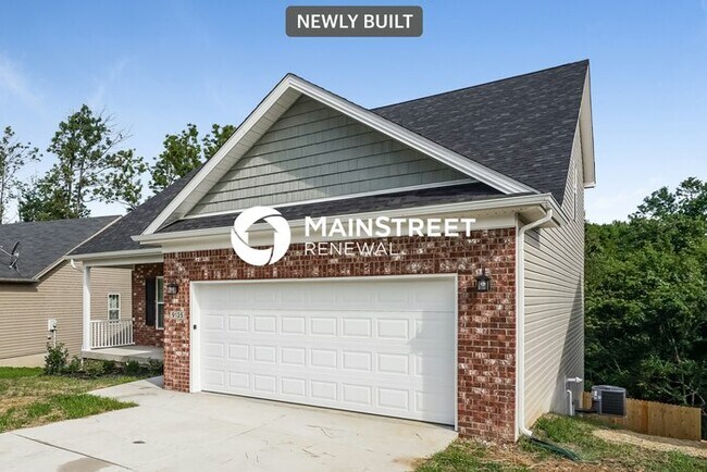 Building Photo - 4 Bedroom Pet-Friendly Home in Louisville,...