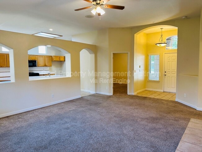 Photo - 2012 Riverview Dr