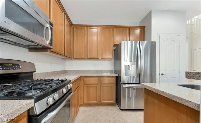 Photo - 9764 Bedstraw St