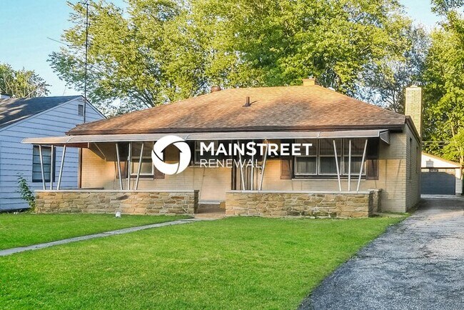 Photo - 3 Bedroom Pet-Friendly Home in INDIANAPOLI...