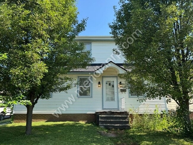 Photo - 1838 3rd St House
