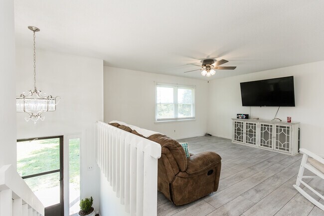 Photo - 3409 Cedar Ln