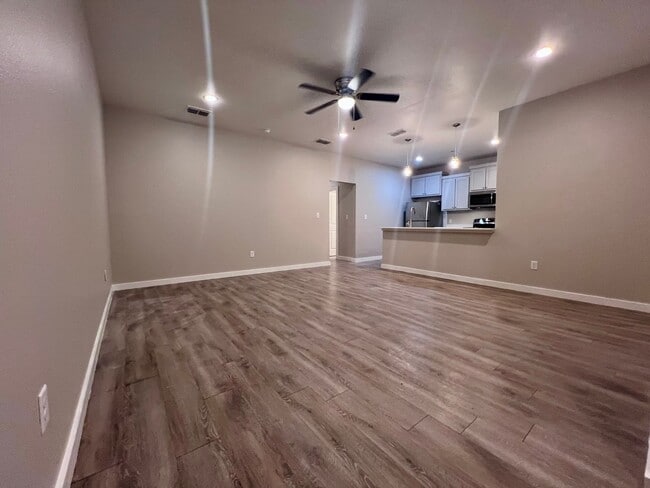 Photo - $500 MOVE-IN SPECIAL: Spacious 3-Bedroom Townhouse Near Texas Tech