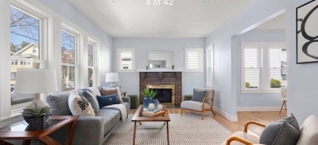 Building Photo - 18 Walnut St Unit 1