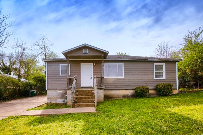 Building Photo - 3510 Walker St Rental