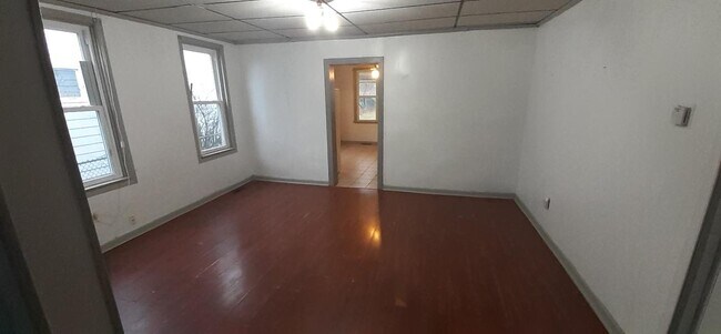 Family-Dining - 618 1st St Unit 618