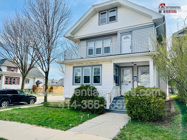 Building Photo - 2002 S 69th St