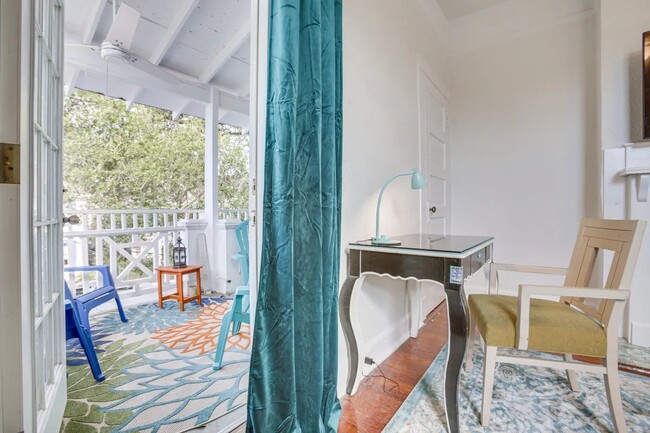 Photo - 7922 Sycamore St