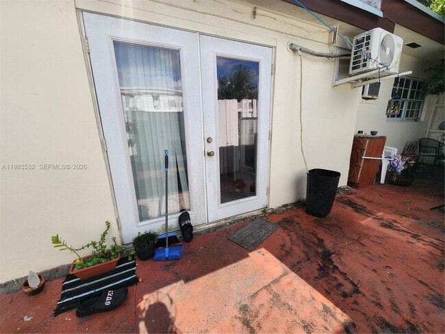 Building Photo - 2210 SW 89th Ct Unit 0