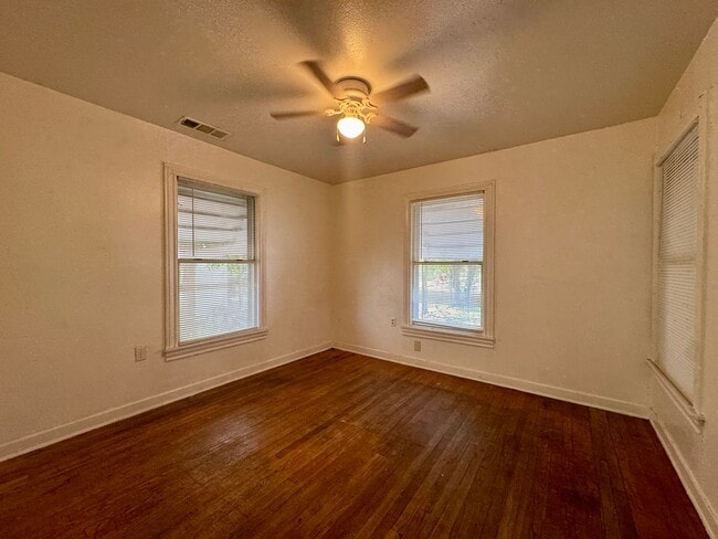 Photo - Single Family Home - LaVega ISD