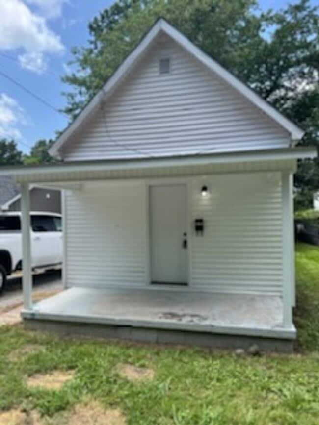Photo - 163 Hopewell St