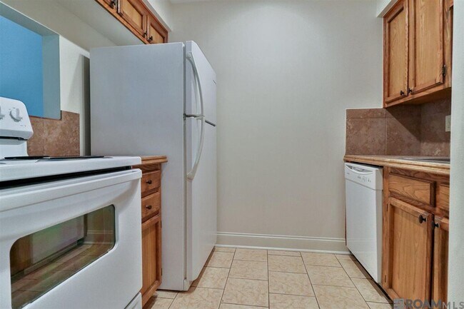 Photo - 402 Lee Dr Unit 6d