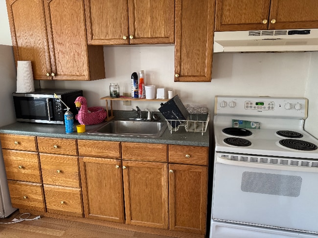 Photo - 104 Massachusetts Ave