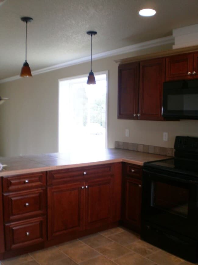 Photo - Spacious 3BR/ 2BA House