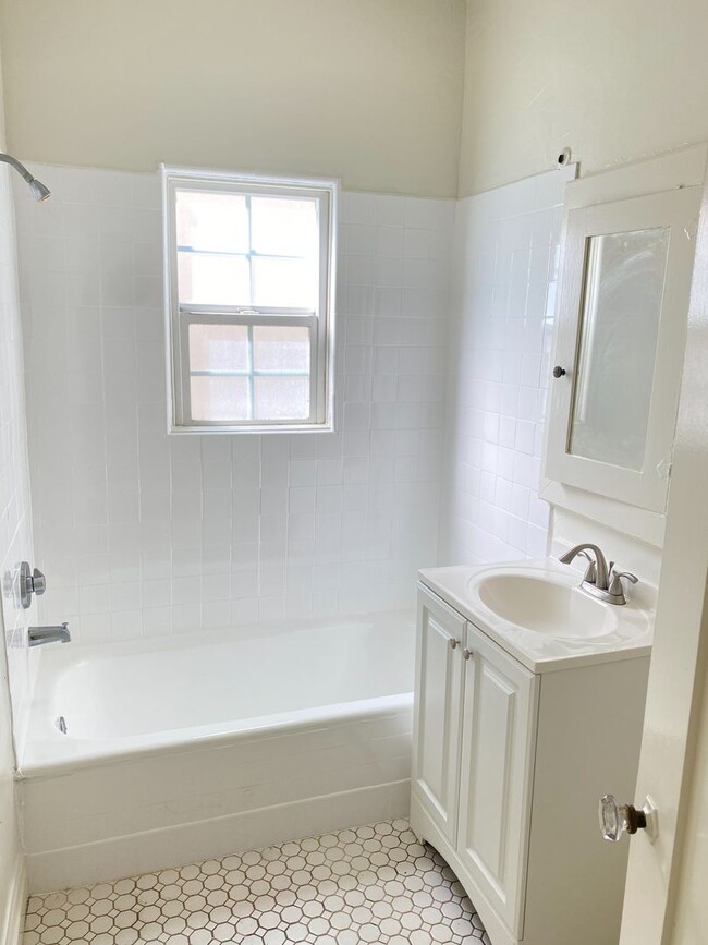 Photo - 1157 N Maryland Ave Unidad 1157 #2