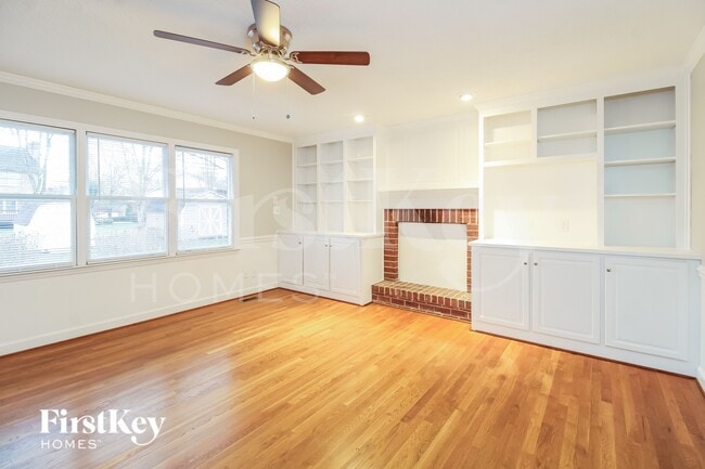 Photo - 4004 Deerfield St