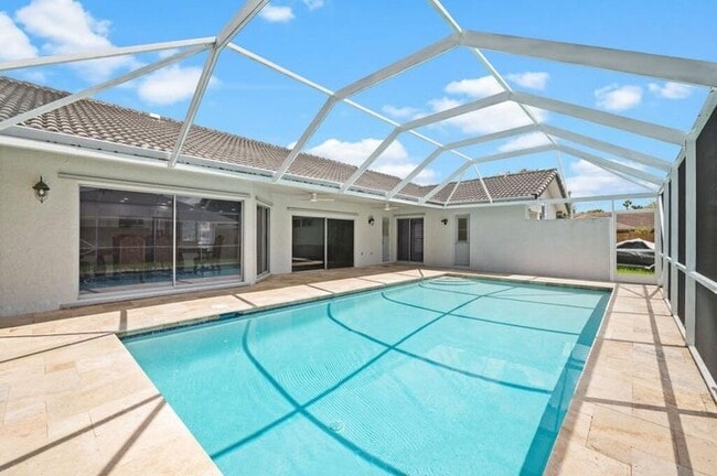 Photo - 20951 Chisolm Way