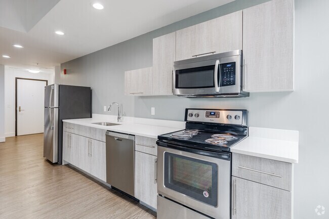 Studio - 625SF - Kitchen