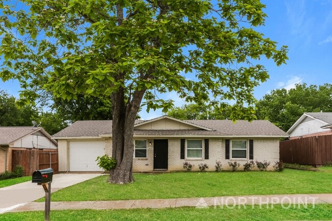 Photo - Newly Renovated Single Family Home | 3 BR/1.5BA | 1-Car Covered Parking| Backyard