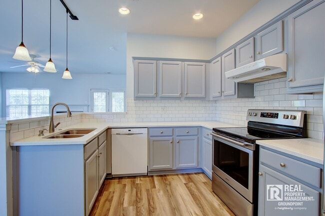 Photo - Johns Island Rental | Screened Porch & Pond Views