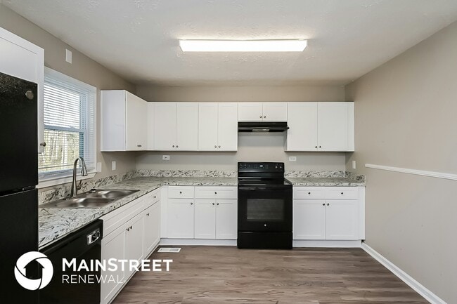 Photo - 4975 Manor Dr SW