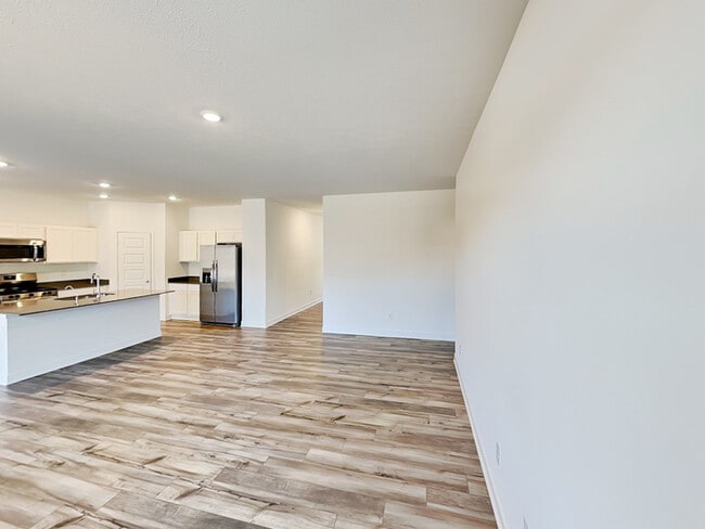 Photo - 11710 Cotterill Wy