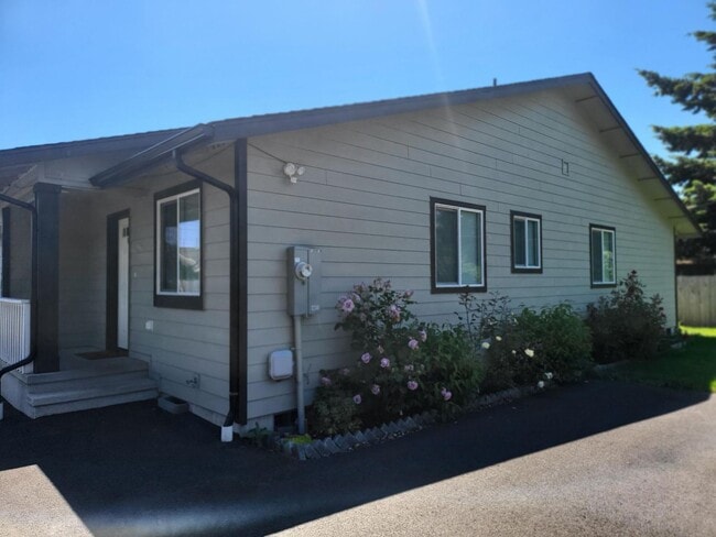 Photo - 609 S Washington Ave