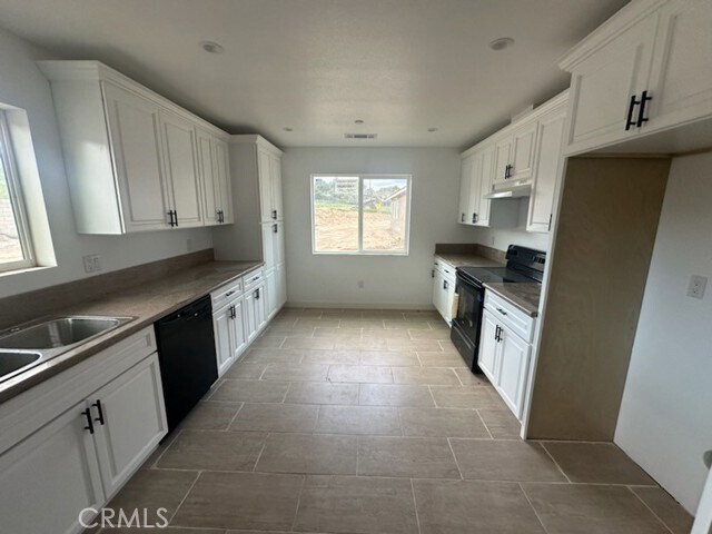 Photo - 1594 Orange St