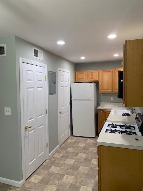 Photo - 14-16-16 E 41st St