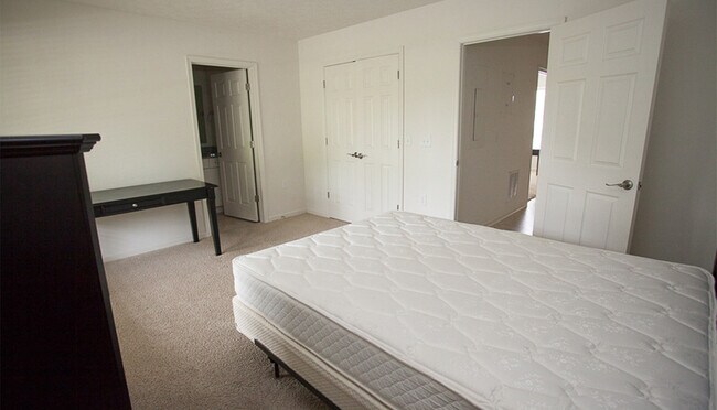 Photo - 2111 Purple and Gold Way