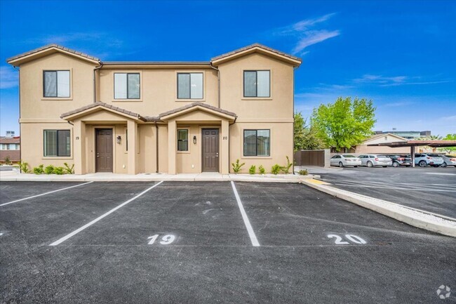 Building Photo - New Townhome Next to Utah Tech
