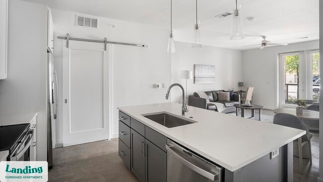 Photo - 5511 Caprock Smt Dr Unidad 4106