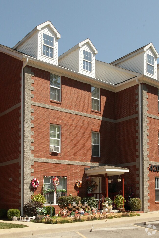 Photo - Serenity Court Apartments