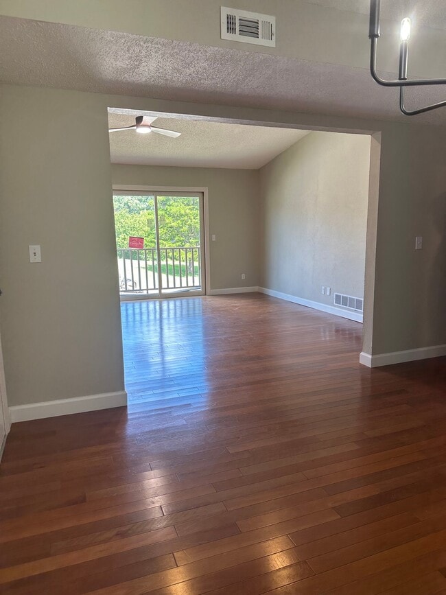 12 Woodland Oaks Dr Unidad 5