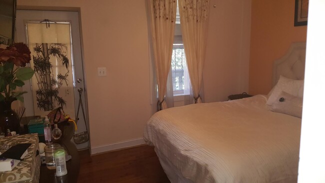 bedroom - 2129 1st St NW 3 Unidad 3