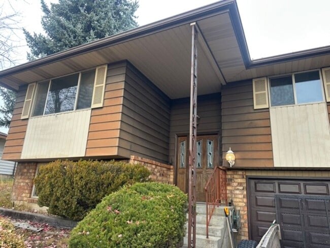 Building Photo - Cheney Home