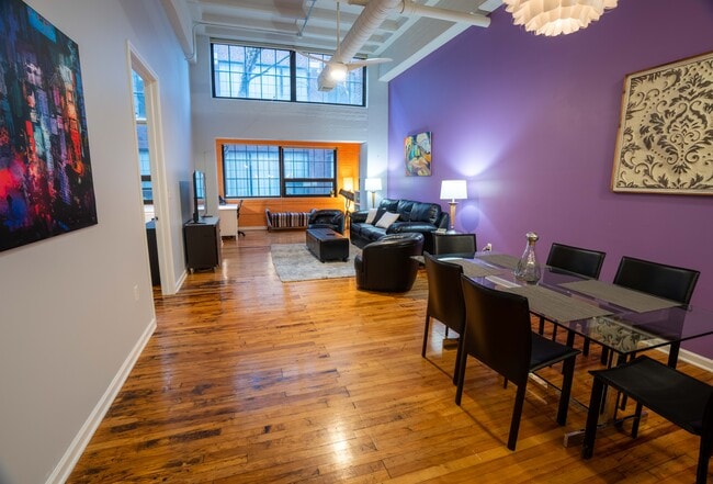 Dining Room and Living Room - 624 E Walnut St Unit Mills9 110