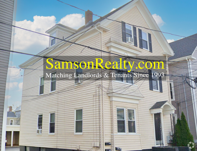 Building Photo - 25 E Transit St Unit 2 Rental