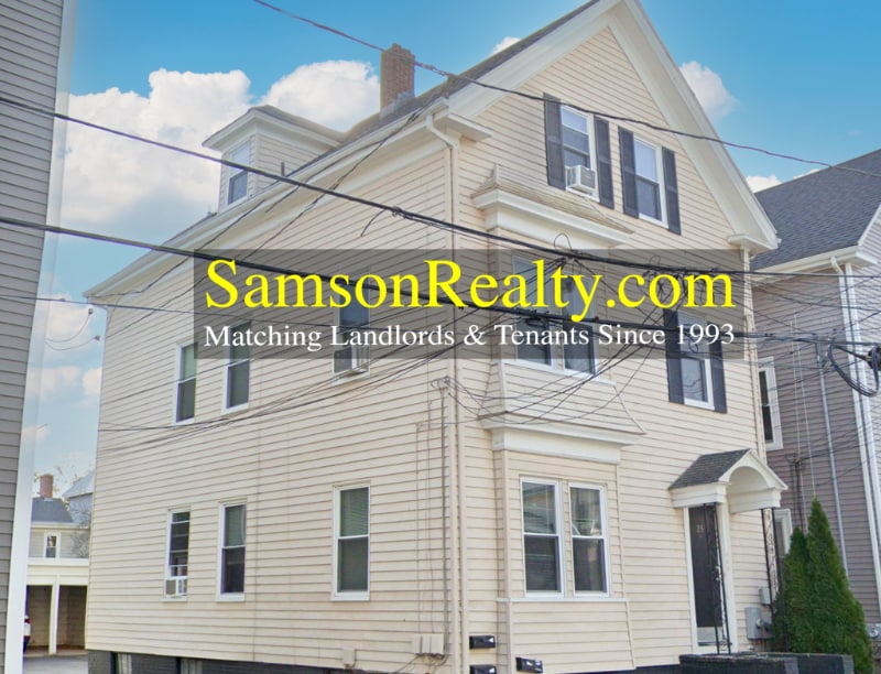 Photo - 25 E Transit St
