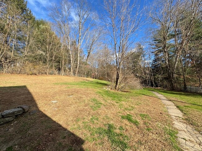 Photo - 519 Hopewell Rd