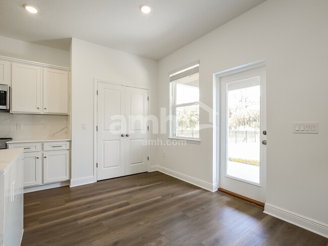 Photo - 1534 Blue Nile Pt
