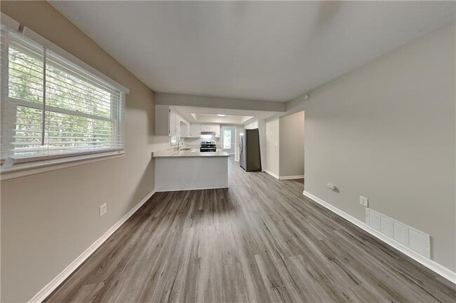 Photo - 6319 Sherrian St