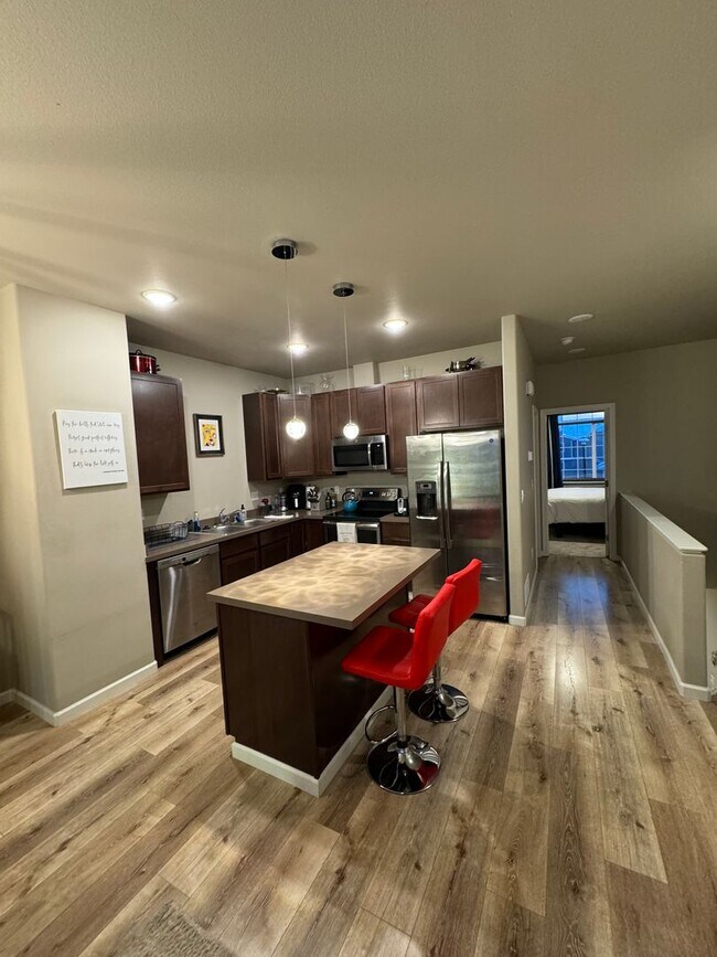 Photo - 1466 Shallow Pool Dr