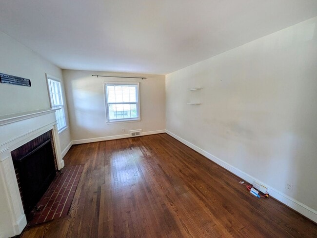 Photo - 1004 Lockland Ave