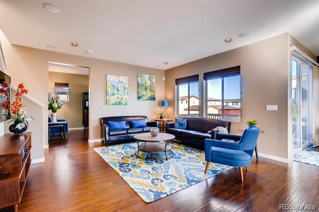 3435 Cranston Cir