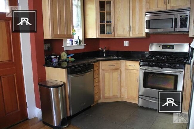 Building Photo - 4 bedroom in Brighton MA 02135