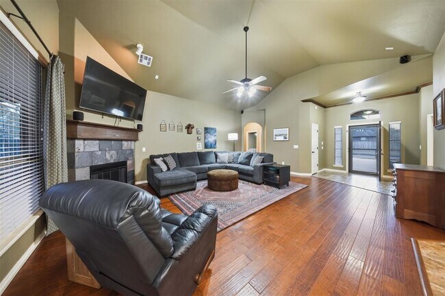 Photo - 2425 Glenmere Dr