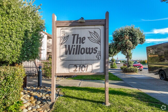 Letrero de edificio - The Willows