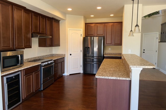 Photo - 7238 Dutch Loop