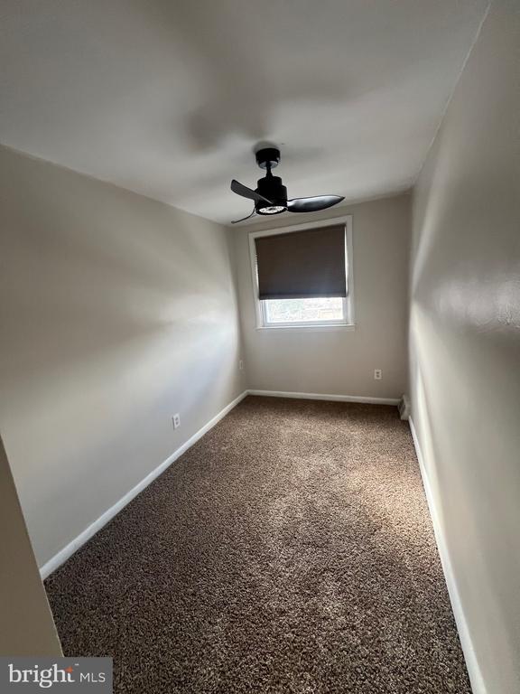 Photo - 952 Grant Rd